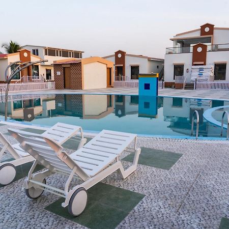 Flamingo Club And Resort Una 3 Km Away From Diu Check Post Exterior photo