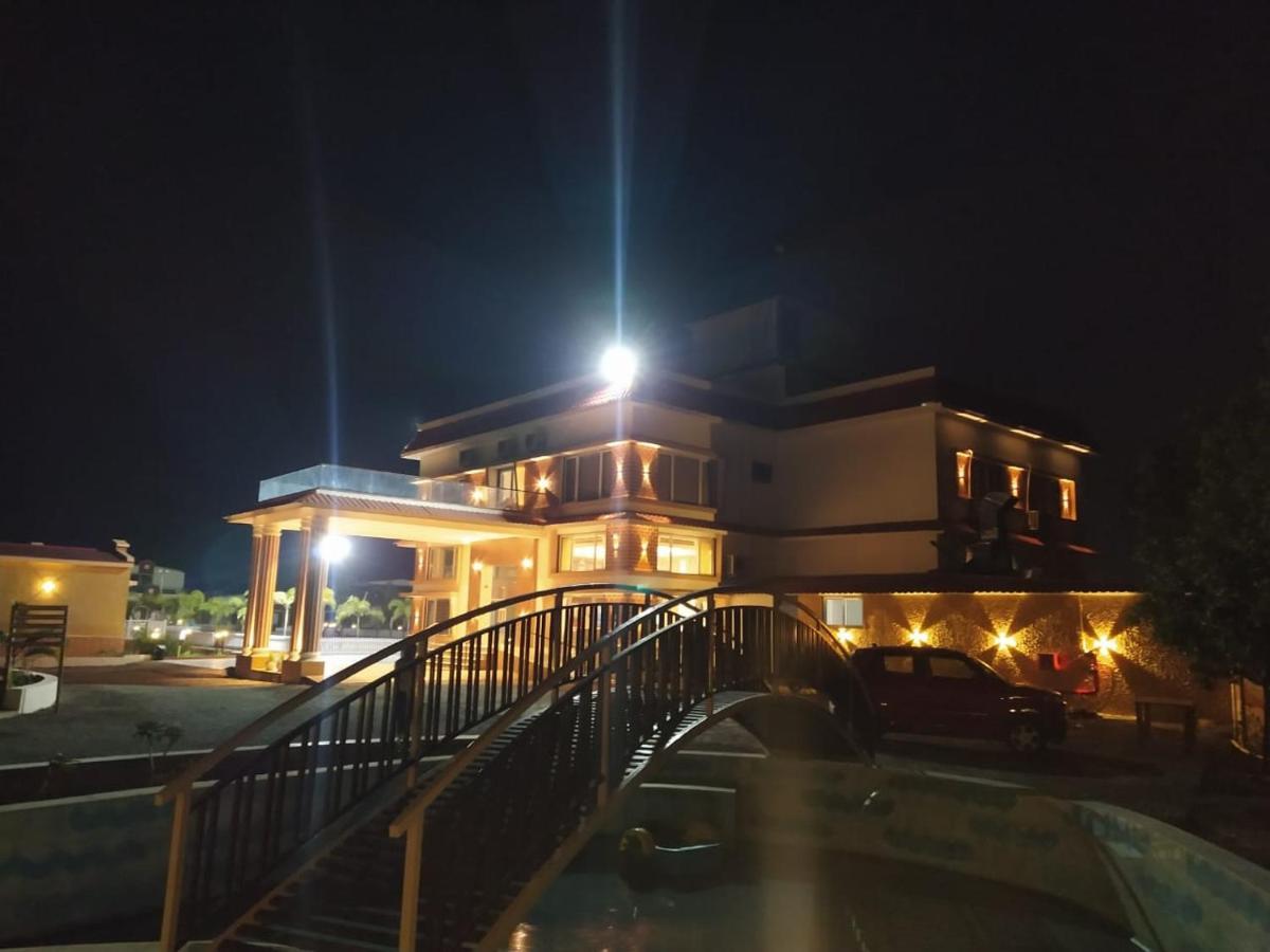 Flamingo Club And Resort Una 3 Km Away From Diu Check Post Exterior photo